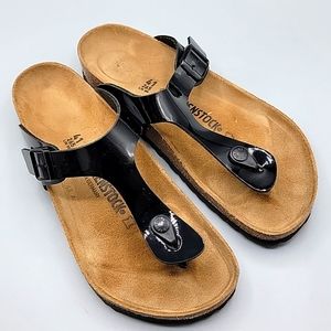 Birkenstock Gizeh in Patent Black size 41R